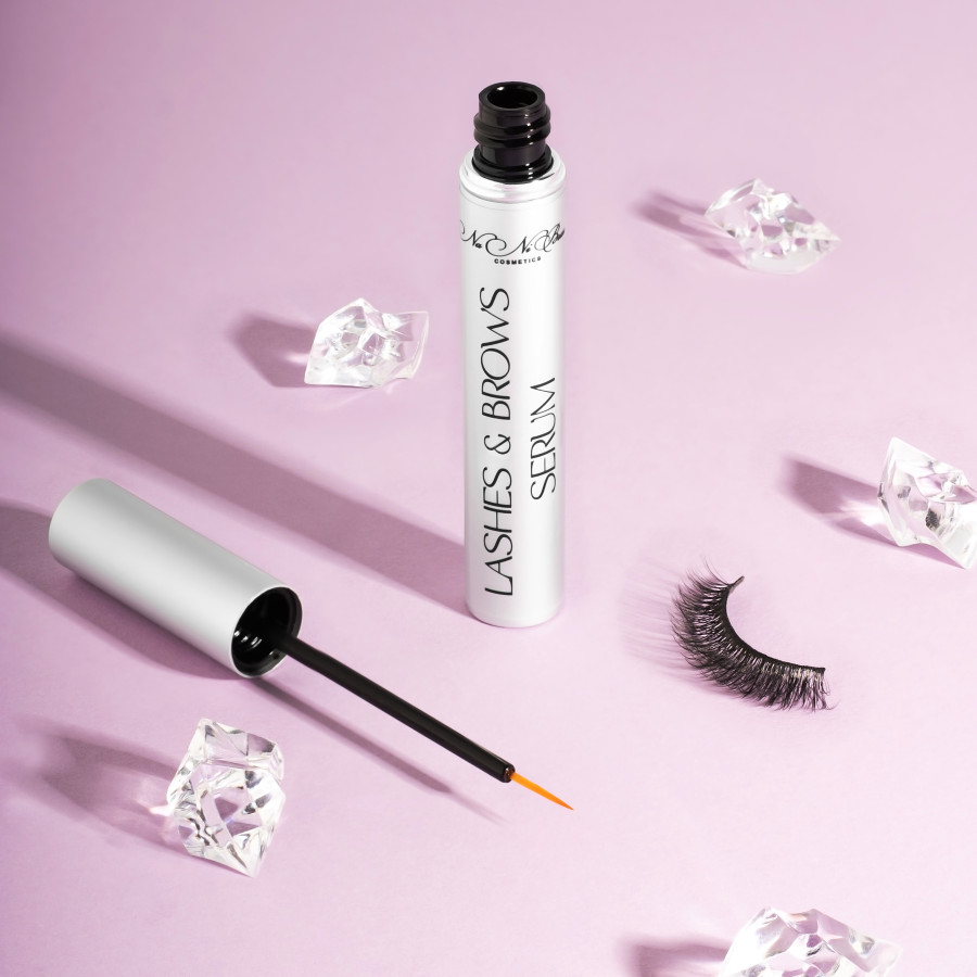 Стимулятор росту і відновлення вій та брів